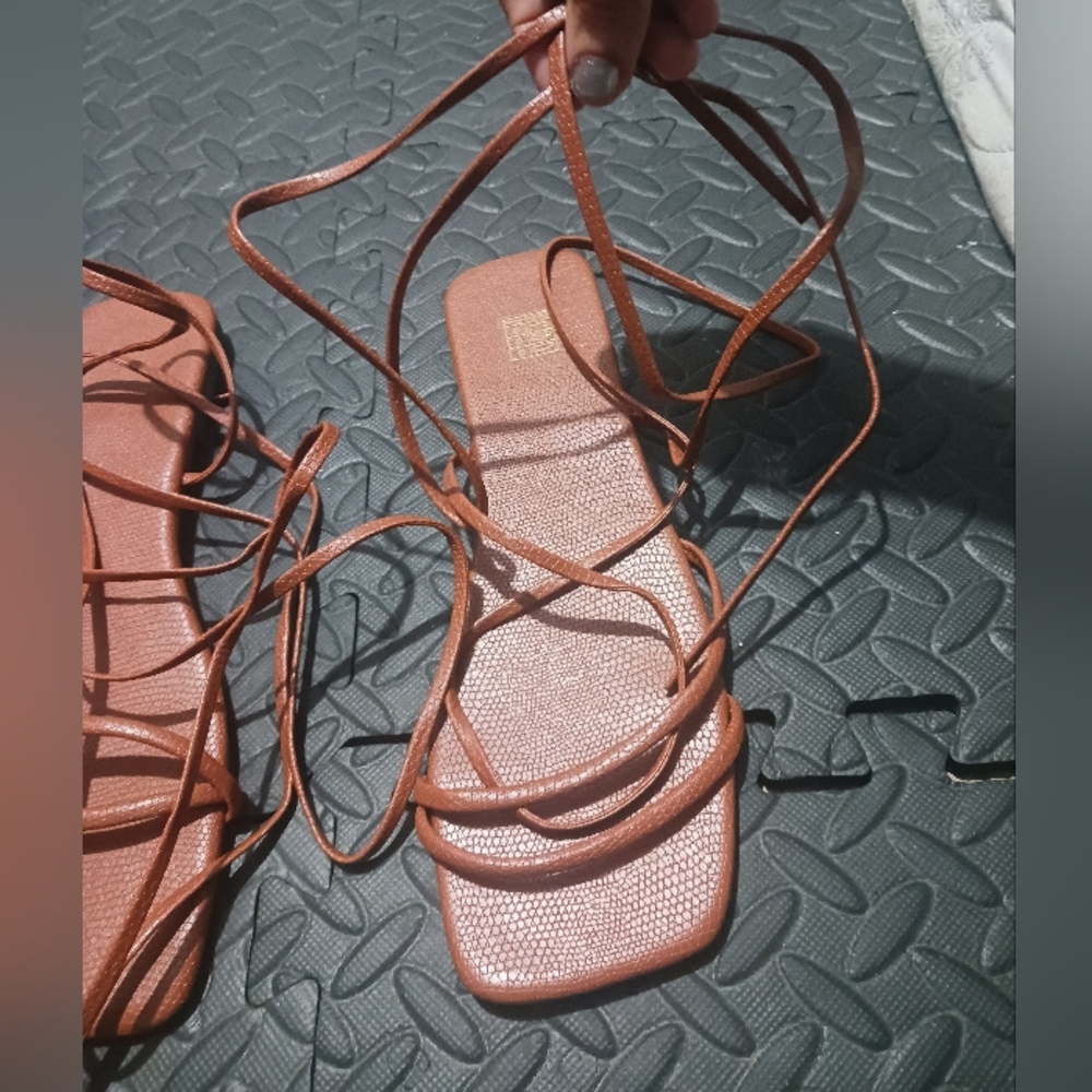 Women Brown Lace Up Flat Sandals - Picture 4 of 11